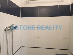 Prodej bytu 1+kk, Praha - Prosek, Pískovcová, 35 m2