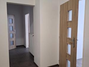 Pronájem bytu 2+1, Meziboří, nám. 8. května, 50 m2