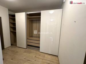 Pronájem bytu 3+kk, Praha - Dolní Měcholupy, Honzíkova, 86 m2