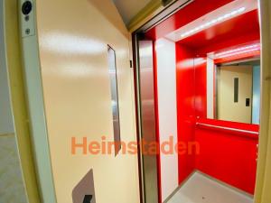 Pronájem bytu 4+1, Ostrava - Poruba, Hlavní třída, 90 m2