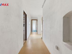Prodej bytu 5+1, Karlovy Vary, Bulharská, 130 m2