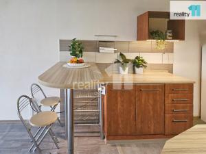 Pronájem bytu 2+kk, Kolín, Moravcova, 38 m2