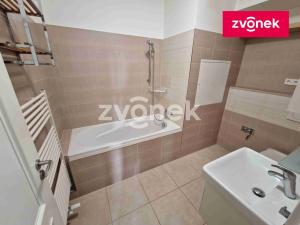 Pronájem bytu 2+kk, Uherské Hradiště, Města Mayen, 56 m2