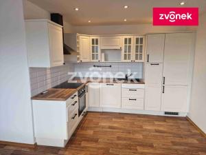 Pronájem bytu 2+kk, Uherské Hradiště, Města Mayen, 56 m2