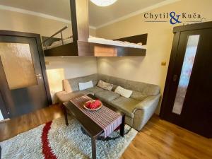 Pronájem bytu 2+1, Olomouc, Varšavské nám., 52 m2
