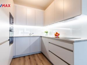 Prodej bytu 2+kk, Praha - Hloubětín, Poděbradská, 56 m2