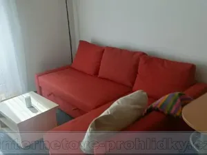 Pronájem bytu 1+kk, Praha - Žižkov, Strážní, 31 m2