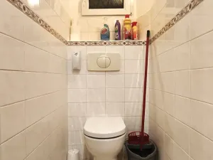 Pronájem bytu 1+kk, Praha - Nové Město, Na bojišti, 27 m2
