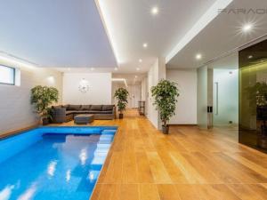 Prodej vily, Praha - Hostivař, U Švehlova altánu, 400 m2