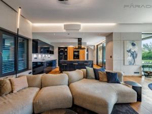 Prodej vily, Praha - Hostivař, U Švehlova altánu, 400 m2