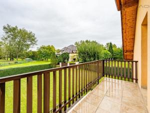 Pronájem rodinného domu, Průhonice, 400 m2