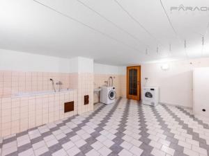 Pronájem rodinného domu, Průhonice, 350 m2