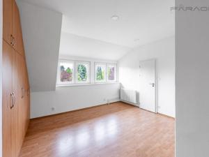 Pronájem rodinného domu, Průhonice, 350 m2