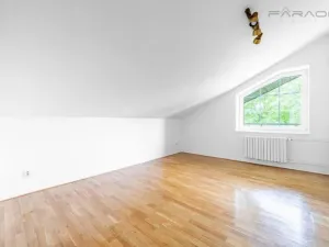 Pronájem rodinného domu, Průhonice, 350 m2