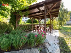 Prodej ubytování, Kundratice, 770 m2