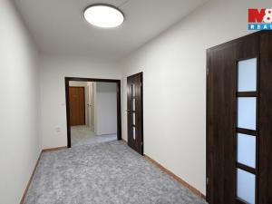 Prodej bytu 4+1, Tábor, Bukurešťská, 84 m2