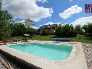 Prodej rodinného domu, Karlovice, 204 m2