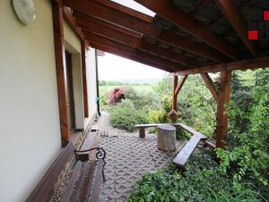 Prodej rodinného domu, Karlovice, 204 m2