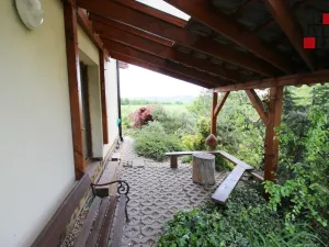 Prodej rodinného domu, Karlovice, 204 m2