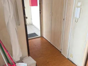 Prodej bytu 3+1, Praha, Českolipská, 53 m2