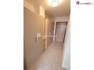 Pronájem bytu 2+kk, Praha - Kamýk, Pšenčíkova, 43 m2