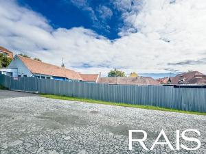 Prodej komerční nemovitosti, Želešice, 2032 m2