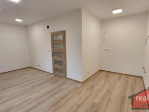 Prodej bytu 1+kk, Nupaky, Nupacká, 38 m2