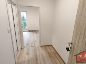 Prodej bytu 2+kk, Nupaky, Nupacká, 62 m2