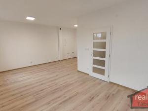 Prodej bytu 2+kk, Nupaky, Nupacká, 62 m2