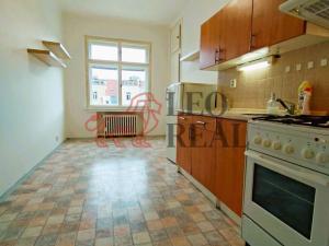 Pronájem bytu 1+1, Praha - Holešovice, Veverkova, 42 m2