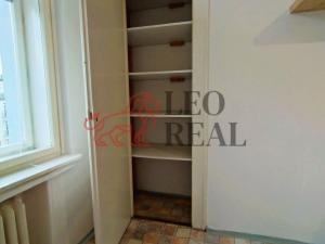 Pronájem bytu 1+1, Praha - Holešovice, Veverkova, 42 m2