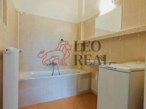 Pronájem bytu 1+1, Praha - Holešovice, Veverkova, 42 m2