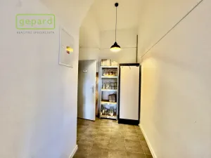 Pronájem obchodního prostoru, Sokolov, Křížová, 106 m2