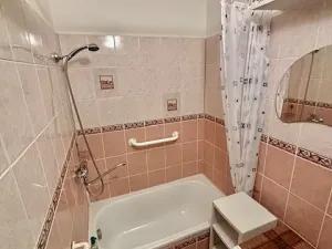 Pronájem bytu 1+kk, Praha, Prosecká, 30 m2