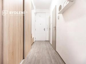 Pronájem bytu 2+1, Teplice, Buzulucká, 57 m2