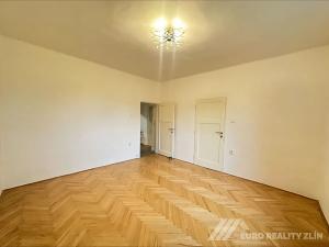 Pronájem bytu 2+1, Zlín, Školní, 50 m2