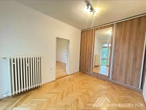 Pronájem bytu 2+1, Zlín, Školní, 50 m2