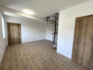 Pronájem bytu 2+1, Rostěnice-Zvonovice - Rostěnice, 64 m2