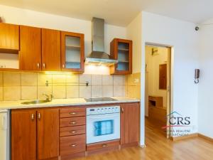 Prodej bytu 2+kk, Praha, Pražská, 38 m2
