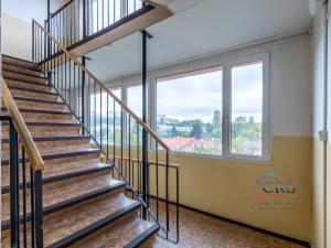 Prodej bytu 2+kk, Praha, Pražská, 38 m2