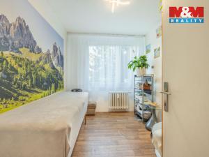 Prodej bytu 3+1, Kladno - Kročehlavy, V Bažantnici, 55 m2