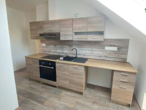 Pronájem bytu 4+1, Cheb, Evropská, 159 m2