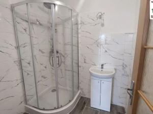 Pronájem bytu 4+1, Cheb, Evropská, 159 m2