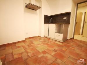 Prodej kanceláře, Jihlava, Křížová, 70 m2