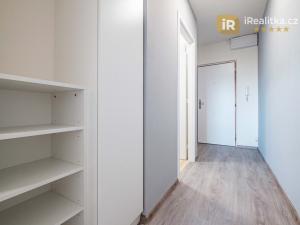Prodej bytu 1+kk, Hradec Králové - Nový Hradec Králové, Brožíkova, 29 m2