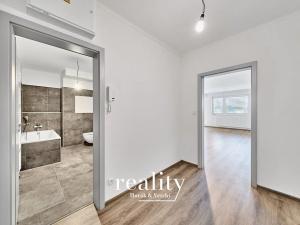 Prodej bytu 1+kk, Znojmo, Kosmákova, 59 m2