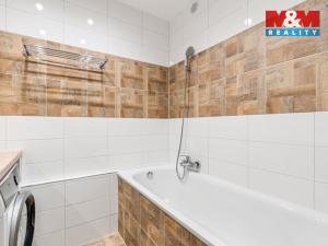 Prodej bytu 4+1, Ústí nad Labem - Bukov, Vinařská, 77 m2