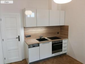 Pronájem bytu 1+1, Praha - Nové Město, Na Poříčí, 36 m2