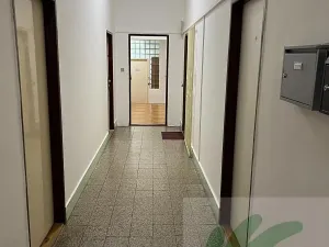 Pronájem kanceláře, Mělník, Pražská, 15 m2