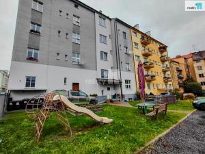 Prodej bytu 2+1, Cheb, Májová, 75 m2